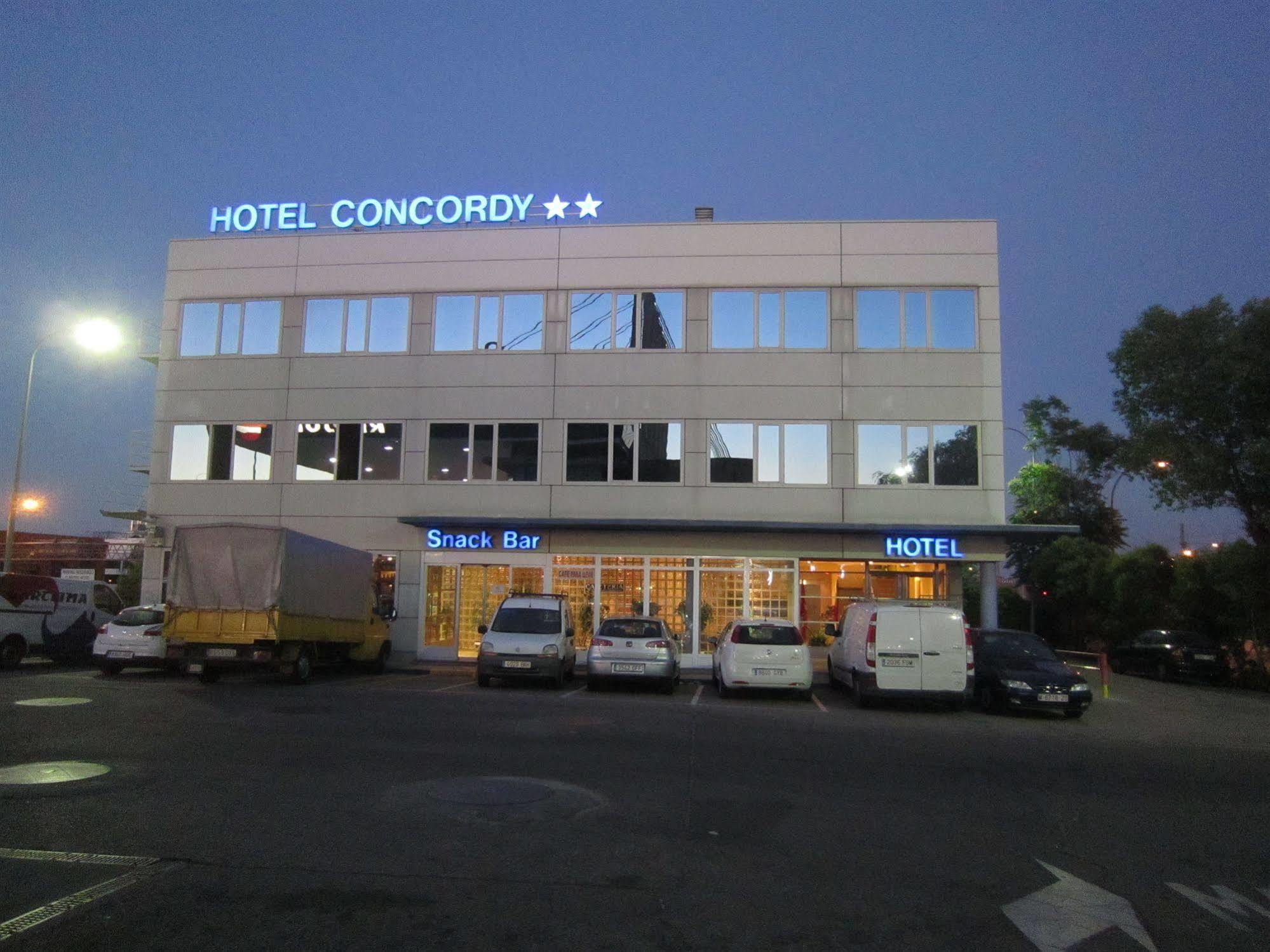 Hotel Concordy Мадрид Экстерьер фото